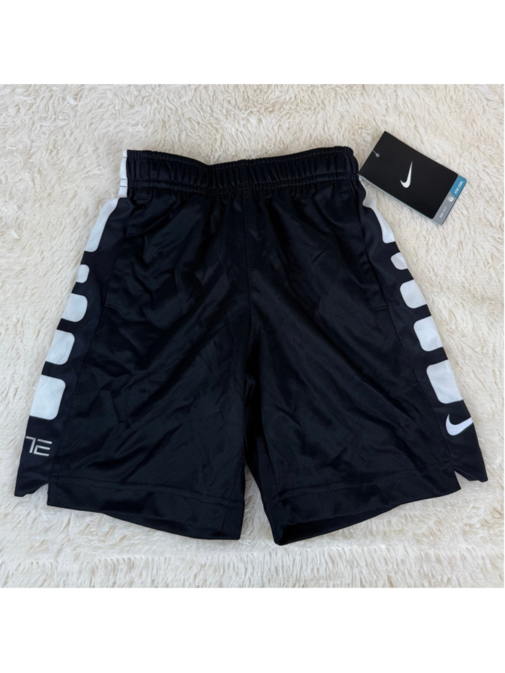 Boys Nike Dri-FIT Elite black basketball shorts NWT- 4T